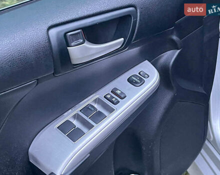 Сірий Тойота Камрі, об'ємом двигуна 2.5 л та пробігом 297 тис. км за 10390 $, фото 26 на Automoto.ua