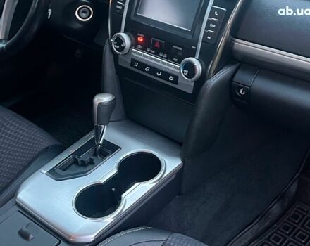 Серый Тойота Камри, объемом двигателя 2.5 л и пробегом 297 тыс. км за 10390 $, фото 18 на Automoto.ua