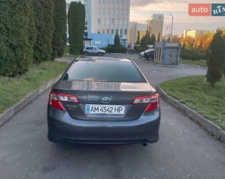 Тойота Камрі 2013 у Хмельницькому на Automoto.ua Сірий Тойота Камрі, об'ємом двигуна 2.5 л та пробігом 137 тис. км за 9900 $, фото 14 на Automoto.ua