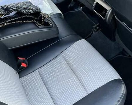 Серый Тойота Камри, объемом двигателя 2.49 л и пробегом 195 тыс. км за 12500 $, фото 10 на Automoto.ua