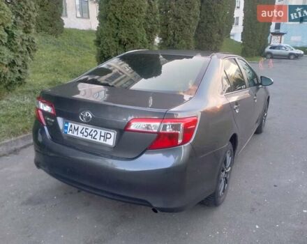 Тойота Камрі 2013 у Хмельницькому на Automoto.ua Сірий Тойота Камрі, об'ємом двигуна 2.5 л та пробігом 137 тис. км за 9900 $, фото 18 на Automoto.ua