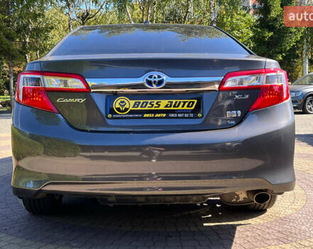 Серый Тойота Камри, объемом двигателя 2.49 л и пробегом 114 тыс. км за 16500 $, фото 5 на Automoto.ua