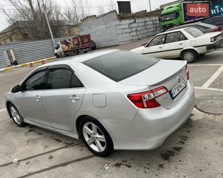 Серый Тойота Камри, объемом двигателя 2.5 л и пробегом 297 тыс. км за 10300 $, фото 9 на Automoto.ua