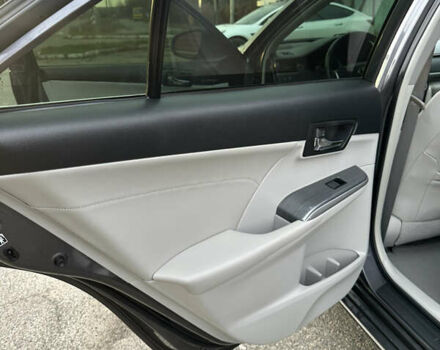 Серый Тойота Камри, объемом двигателя 2.49 л и пробегом 135 тыс. км за 14200 $, фото 11 на Automoto.ua