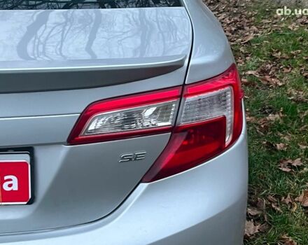 Серый Тойота Камри, объемом двигателя 2.5 л и пробегом 297 тыс. км за 10390 $, фото 10 на Automoto.ua