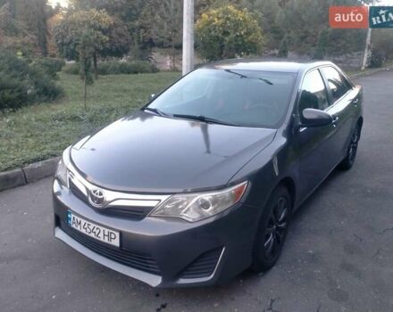 Тойота Камрі 2013 у Хмельницькому на Automoto.ua Сірий Тойота Камрі, об'ємом двигуна 2.5 л та пробігом 137 тис. км за 9900 $, фото 27 на Automoto.ua