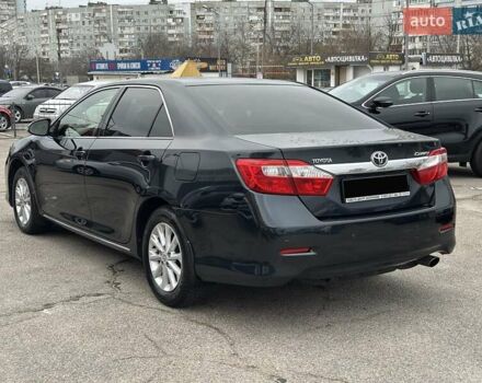 Сірий Тойота Камрі, об'ємом двигуна 2.49 л та пробігом 227 тис. км за 12650 $, фото 3 на Automoto.ua
