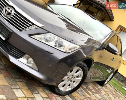 Сірий Тойота Камрі, об'ємом двигуна 2.49 л та пробігом 225 тис. км за 12800 $, фото 15 на Automoto.ua
