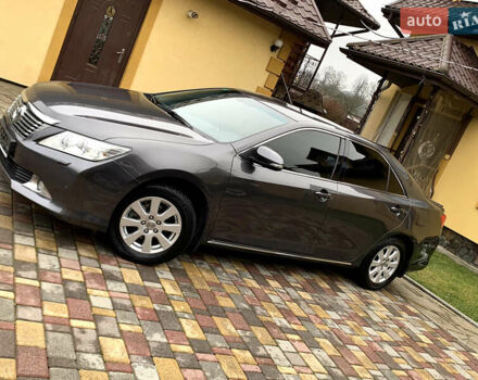 Сірий Тойота Камрі, об'ємом двигуна 2.49 л та пробігом 225 тис. км за 12800 $, фото 17 на Automoto.ua