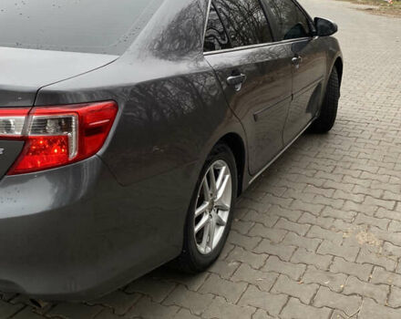 Сірий Тойота Камрі, об'ємом двигуна 2.4 л та пробігом 241 тис. км за 12600 $, фото 5 на Automoto.ua