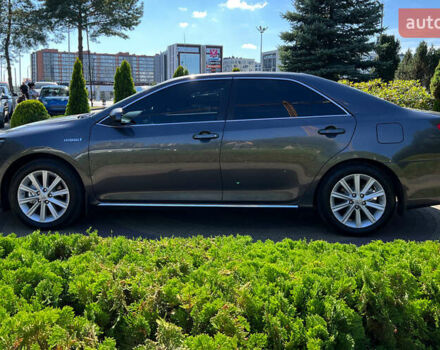 Серый Тойота Камри, объемом двигателя 2.49 л и пробегом 114 тыс. км за 16500 $, фото 3 на Automoto.ua