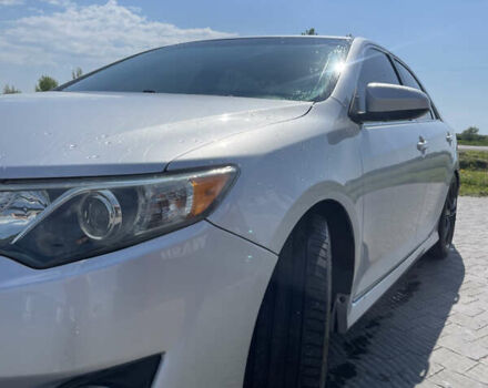 Серый Тойота Камри, объемом двигателя 2.5 л и пробегом 255 тыс. км за 11999 $, фото 2 на Automoto.ua