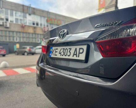 Серый Тойота Камри, объемом двигателя 2.5 л и пробегом 225 тыс. км за 12300 $, фото 5 на Automoto.ua