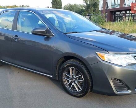 Серый Тойота Камри, объемом двигателя 2.5 л и пробегом 150 тыс. км за 15200 $, фото 5 на Automoto.ua