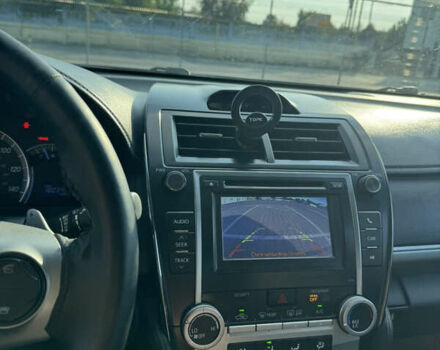 Серый Тойота Камри, объемом двигателя 2.5 л и пробегом 180 тыс. км за 12500 $, фото 13 на Automoto.ua