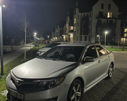 Серый Тойота Камри, объемом двигателя 2.49 л и пробегом 193 тыс. км за 11000 $, фото 19 на Automoto.ua