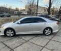 Сірий Тойота Камрі, об'ємом двигуна 2.5 л та пробігом 193 тис. км за 11000 $, фото 3 на Automoto.ua