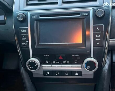 Серый Тойота Камри, объемом двигателя 2.5 л и пробегом 297 тыс. км за 10390 $, фото 19 на Automoto.ua