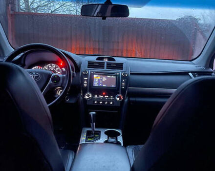 Сірий Тойота Камрі, об'ємом двигуна 2.49 л та пробігом 225 тис. км за 11400 $, фото 15 на Automoto.ua