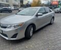 Серый Тойота Камри, объемом двигателя 2.49 л и пробегом 268 тыс. км за 9000 $, фото 1 на Automoto.ua