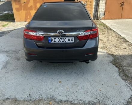 Сірий Тойота Камрі, об'ємом двигуна 2.5 л та пробігом 150 тис. км за 14200 $, фото 5 на Automoto.ua