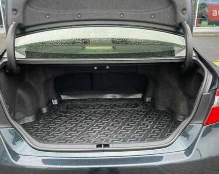 Серый Тойота Камри, объемом двигателя 2.5 л и пробегом 234 тыс. км за 15533 $, фото 14 на Automoto.ua