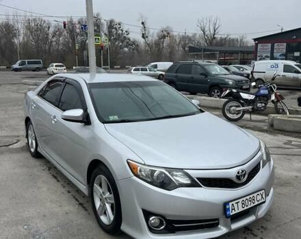 Серый Тойота Камри, объемом двигателя 2.5 л и пробегом 297 тыс. км за 10300 $, фото 4 на Automoto.ua