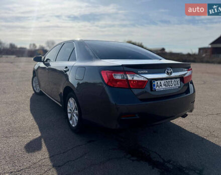 Сірий Тойота Камрі, об'ємом двигуна 2.5 л та пробігом 240 тис. км за 12999 $, фото 9 на Automoto.ua