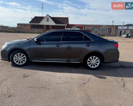 Тойота Камри 2013 в Киеве на Automoto.ua Серый Тойота Камри, объемом двигателя 2.49 л и пробегом 192 тыс. км за 12999 $, фото 10 на Automoto.ua