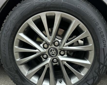 Серый Тойота Камри, объемом двигателя 2.5 л и пробегом 189 тыс. км за 14000 $, фото 7 на Automoto.ua