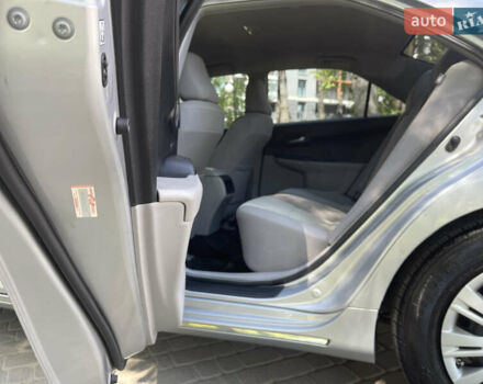 Серый Тойота Камри, объемом двигателя 2.5 л и пробегом 139 тыс. км за 13000 $, фото 36 на Automoto.ua