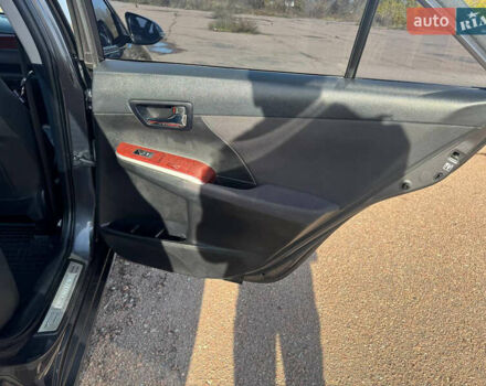 Сірий Тойота Камрі, об'ємом двигуна 2.5 л та пробігом 240 тис. км за 12999 $, фото 32 на Automoto.ua