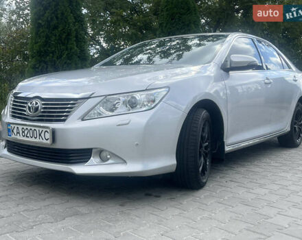 Серый Тойота Камри, объемом двигателя 2.5 л и пробегом 210 тыс. км за 12700 $, фото 4 на Automoto.ua