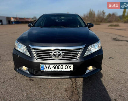 Тойота Камри 2013 в Киеве на Automoto.ua Серый Тойота Камри, объемом двигателя 2.49 л и пробегом 192 тыс. км за 12999 $, фото 1 на Automoto.ua