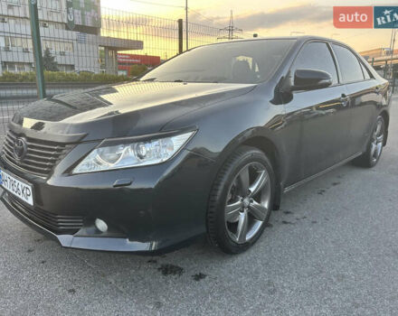 Серый Тойота Камри, объемом двигателя 2.49 л и пробегом 200 тыс. км за 14300 $, фото 7 на Automoto.ua