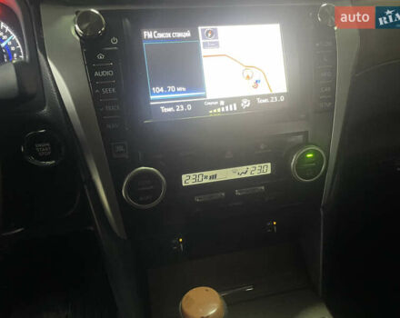 Серый Тойота Камри, объемом двигателя 2.49 л и пробегом 209 тыс. км за 13900 $, фото 16 на Automoto.ua
