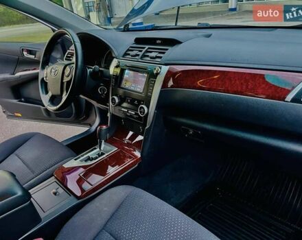 Серый Тойота Камри, объемом двигателя 2.49 л и пробегом 115 тыс. км за 15800 $, фото 24 на Automoto.ua