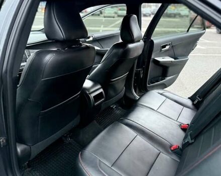 Сірий Тойота Камрі, об'ємом двигуна 2.49 л та пробігом 230 тис. км за 11000 $, фото 18 на Automoto.ua