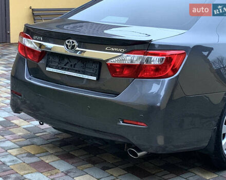 Сірий Тойота Камрі, об'ємом двигуна 2.49 л та пробігом 225 тис. км за 12800 $, фото 24 на Automoto.ua