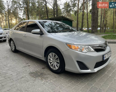 Серый Тойота Камри, объемом двигателя 2.5 л и пробегом 139 тыс. км за 13000 $, фото 7 на Automoto.ua