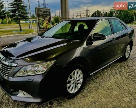 Серый Тойота Камри, объемом двигателя 2.49 л и пробегом 115 тыс. км за 15800 $, фото 5 на Automoto.ua