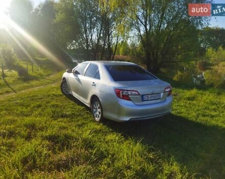 Сірий Тойота Камрі, об'ємом двигуна 2.49 л та пробігом 160 тис. км за 10000 $, фото 5 на Automoto.ua