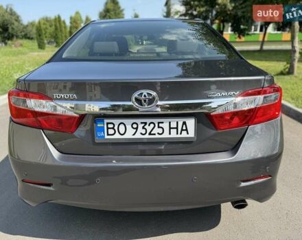 Серый Тойота Камри, объемом двигателя 2.49 л и пробегом 285 тыс. км за 12500 $, фото 34 на Automoto.ua