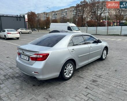 Серый Тойота Камри, объемом двигателя 2.5 л и пробегом 260 тыс. км за 14000 $, фото 5 на Automoto.ua