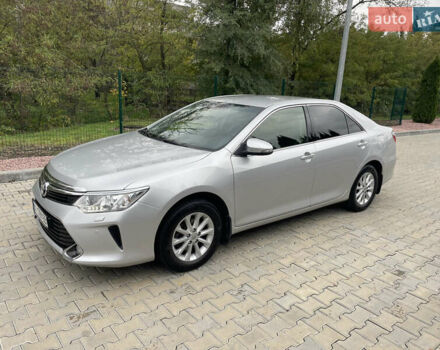 Серый Тойота Камри, объемом двигателя 2.49 л и пробегом 230 тыс. км за 16500 $, фото 7 на Automoto.ua