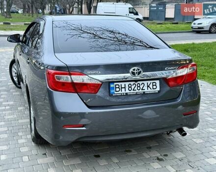 Сірий Тойота Камрі, об'ємом двигуна 2.5 л та пробігом 271 тис. км за 11900 $, фото 30 на Automoto.ua