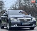 Сірий Тойота Камрі, об'ємом двигуна 2.5 л та пробігом 271 тис. км за 11900 $, фото 5 на Automoto.ua
