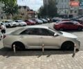 Сірий Тойота Камрі, об'ємом двигуна 2.5 л та пробігом 265 тис. км за 10800 $, фото 2 на Automoto.ua