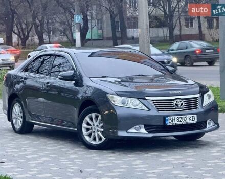 Сірий Тойота Камрі, об'ємом двигуна 2.5 л та пробігом 271 тис. км за 11900 $, фото 28 на Automoto.ua