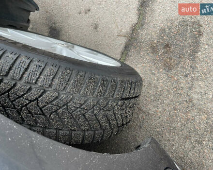 Серый Тойота Камри, объемом двигателя 0 л и пробегом 160 тыс. км за 13700 $, фото 14 на Automoto.ua